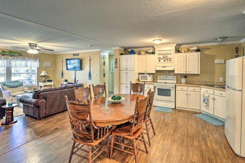 Cozy Steinhatchee House With Fire Pit And Grill!
