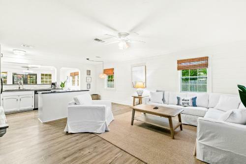 Two Palms Cottage
