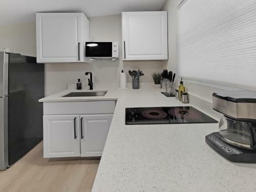 14 Guests Vacation Home With Guest Apartment