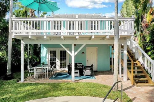 The Blue Pearl 2bd 2ba Private Pool And Garden