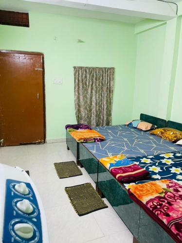 Hotel Anand Dham Guest House By Wb Inn