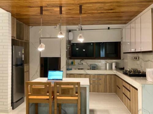 Delightful 2-bedroom Fully Furnished Apartment