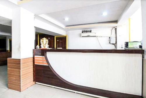 Hotel Delux Plaza By Wb Inn