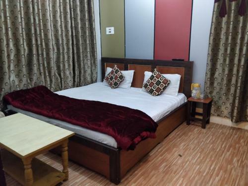 Hotel Qadir Residency Srinagar
