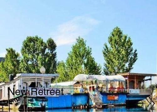 Bed & Breakfast H B New Retreet