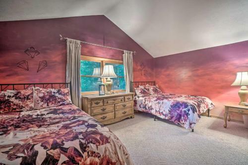 Idyllic Dillard Home With Blue Ridge Mtn Views!