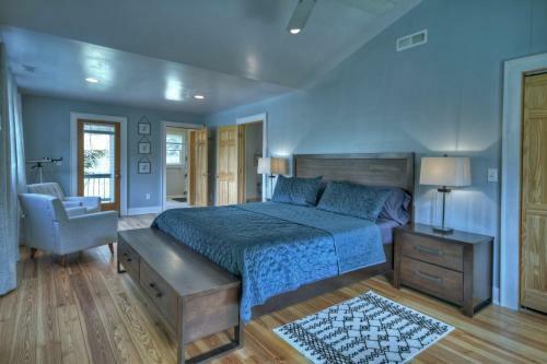 New Heaven Bound Pristine Private Lake Frontage