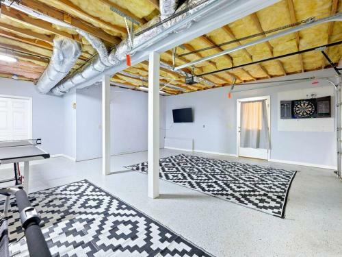 Deer Ridge! - Loft & Fire Pit - Pet Friendly