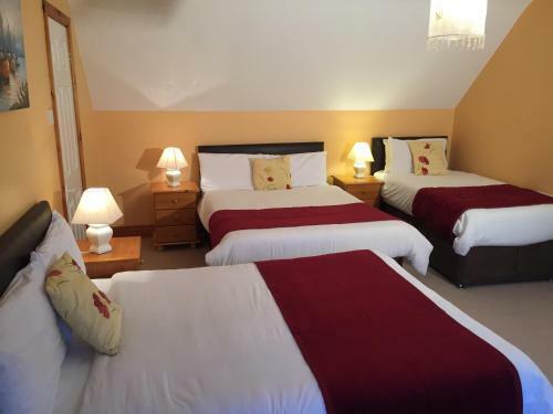 Bed & Breakfast 2 Mile Lodge