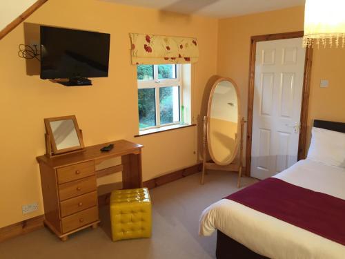 Bed & Breakfast 2 Mile Lodge