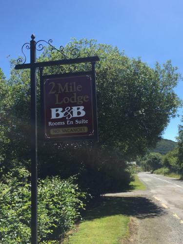 Bed & Breakfast 2 Mile Lodge