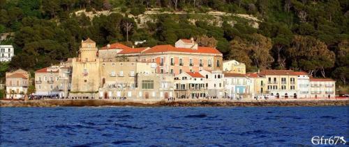 Hotel La Marina