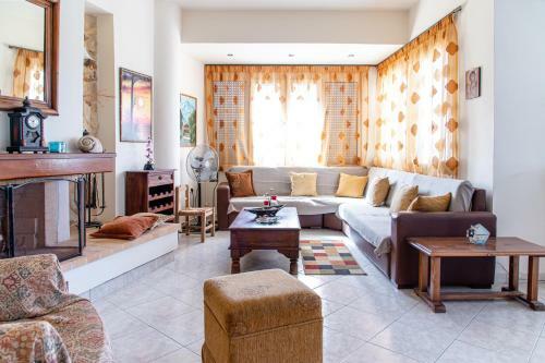 Apartamento Lyra's Beachfront Home In Agia Pelagia