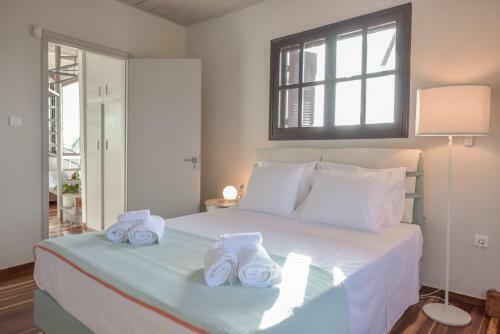 Beachfront Gialova Vacation Home - Brand New