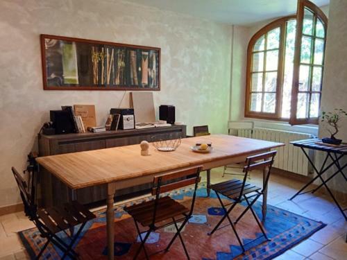 Maison de 2 Chambres Avec Jardin Clos Et Wifi A Cezy