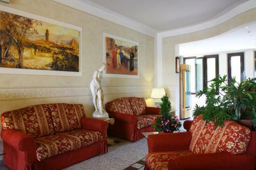 Hotel Bisenzio