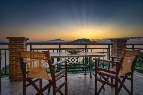 Anatoli Apartments