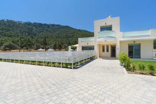 Villa Paleos Hillside By Villa Plus