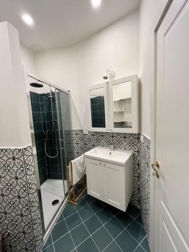 Brand New Apartment With Seaview & Private Parking