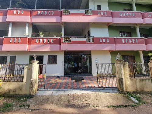 Hotel Oyo 90650 Haiwa Beach Residency
