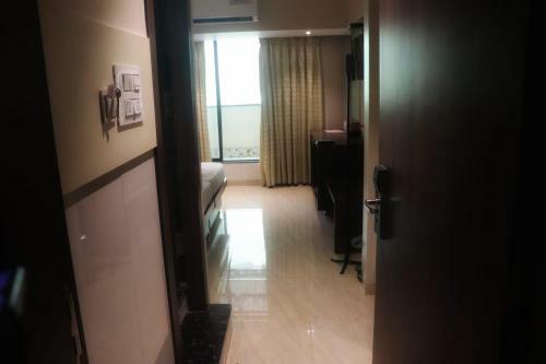 Hotel Mourya Residency