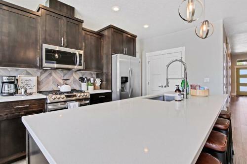 Stunning Meridian 3 Bedroom Custom Home In Central Meridian