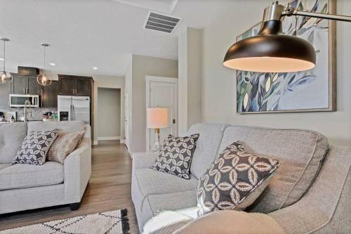 Stunning Meridian 3 Bedroom Custom Home In Central Meridian