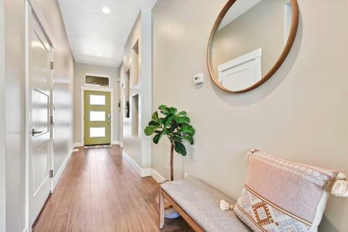 Stunning Meridian 3 Bedroom Custom Home In Central Meridian
