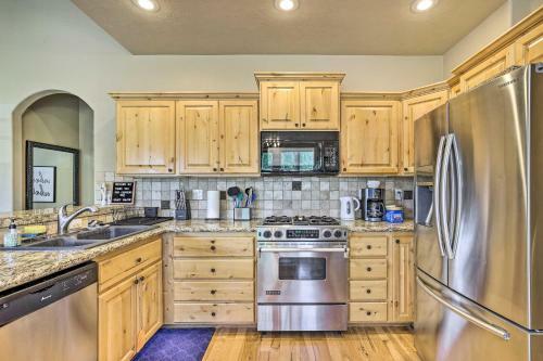 Meridian Home With Games And Patio Pets Welcome!