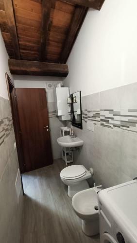 Casetta Tipica In Borgo, Indipendente, Ristrutturata