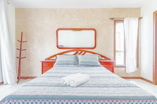 Gb68 - �tima Casa 4 Quartos Com Piscina E Churrasqueira