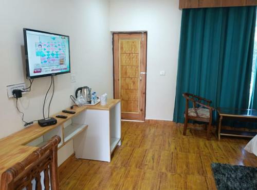 Hotel Resort The Himalayan Odyssey And Cottages