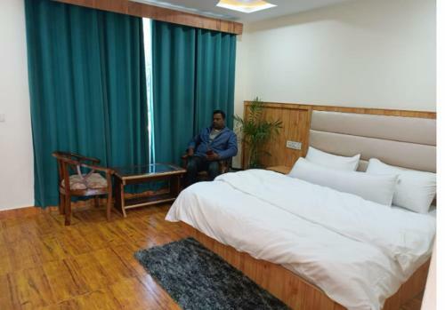 Hotel Resort The Himalayan Odyssey And Cottages