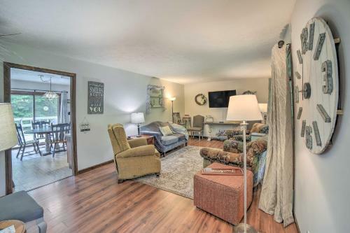 Indiana Countryside Retreat On 37-acre Land!