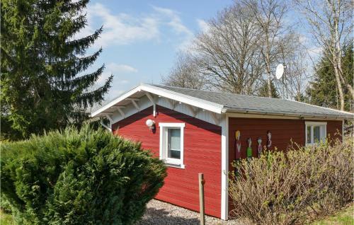 Nice Home In Goldlauter-heidersbach With 2 Bedrooms