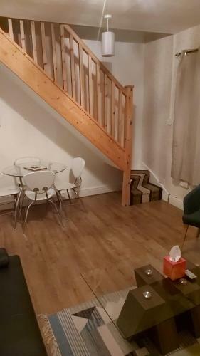 White Shelf Apartment
