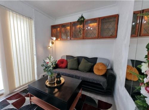 Relaxed Double Bed With Private Bathroom, Parking, Wifi And Garden.