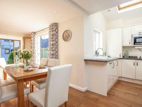 Leat Cottage
