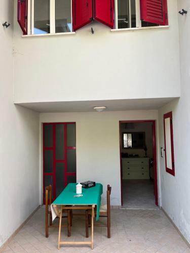 Daniela House