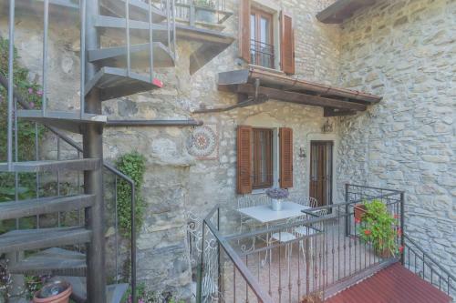 Apartamento Lezzeno Romantic House With Jacuzzi By Rent All Como