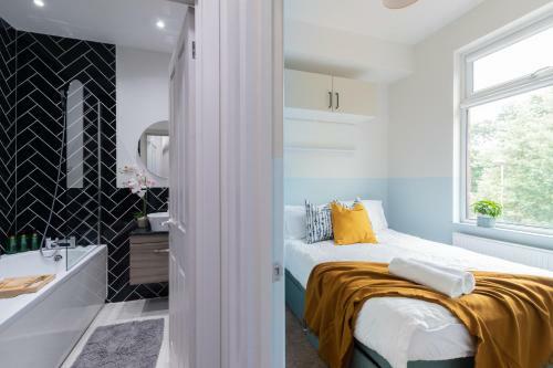 Comfortable Stylish 4 Bedroom Home.