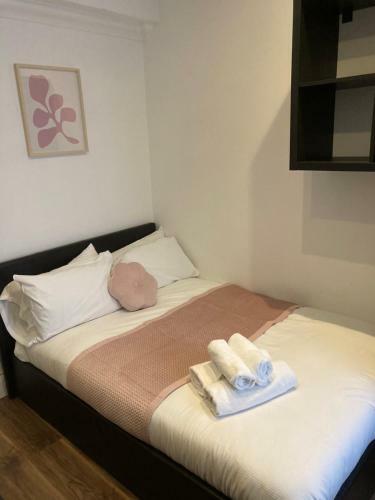 Hostal Modern Double Room In City Center Apartment -1