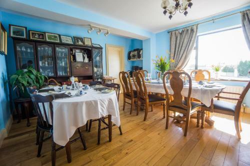 Bed & Breakfast Castle View House