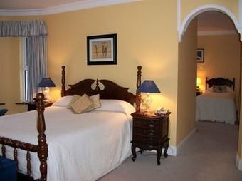 Hostal Brook Manor Lodge