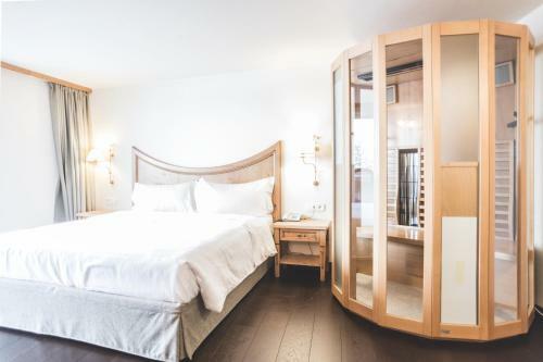 Paradiso Pure Living Vegetarian-vegan Hotel