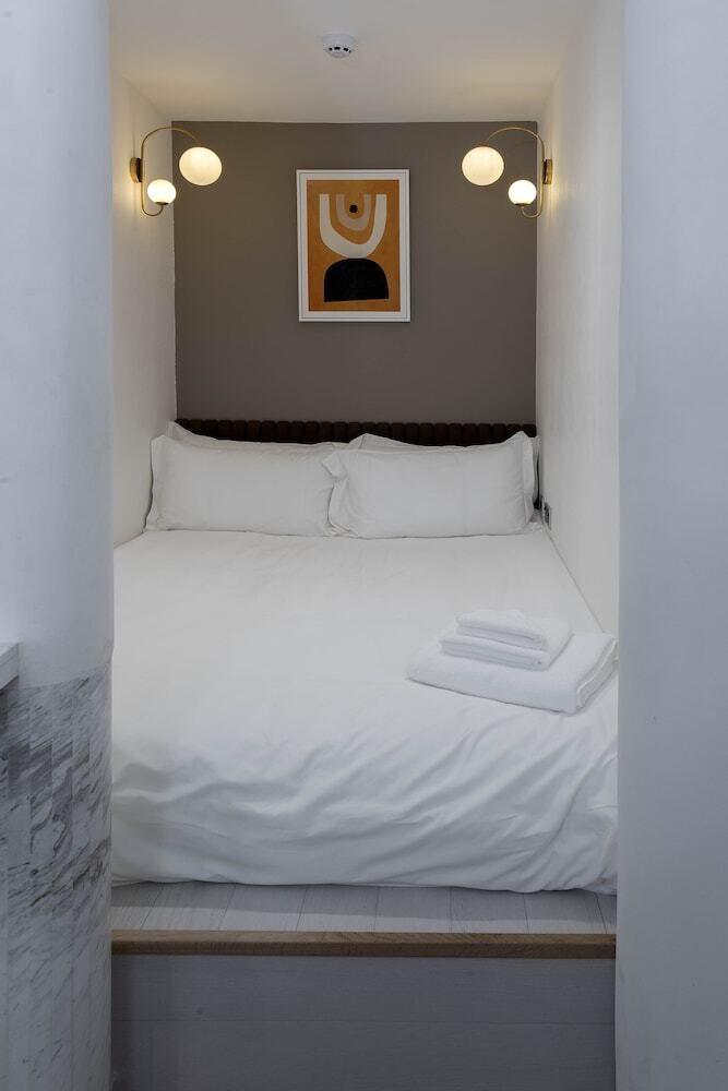 Aparthotel Trueman Court