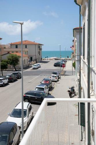 Villetta Stile Liberty A Marina Di Pisa