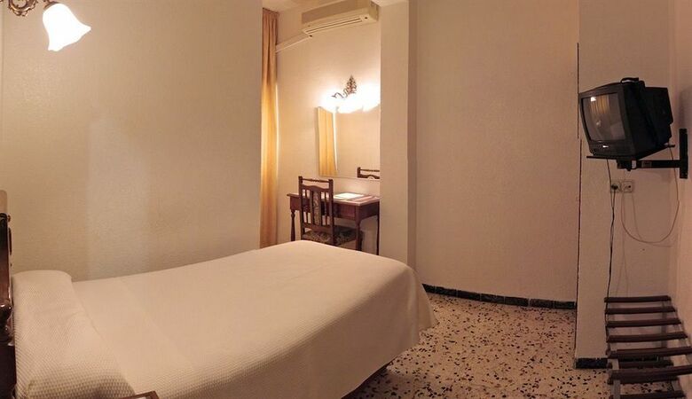 Hotel Embajador