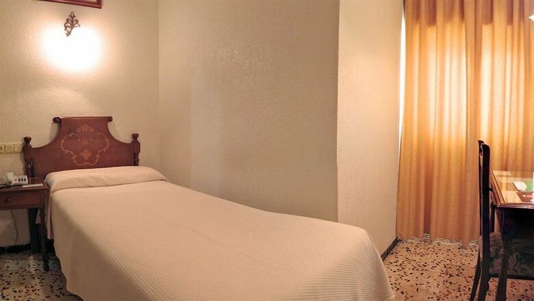 Hotel Embajador