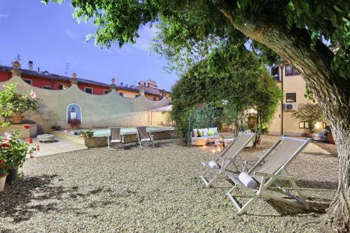Bed & Breakfast Charming Villa Marcialla